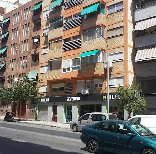 Piso En El Centro De A 10 Min De Plaza De Toros Lägenhet *